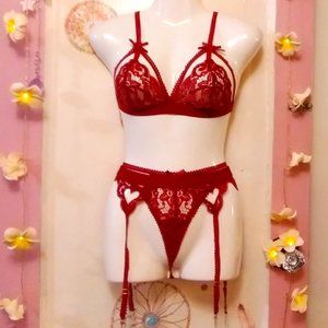 RSLove (M) Three Piece Burgandy Lingerie Set